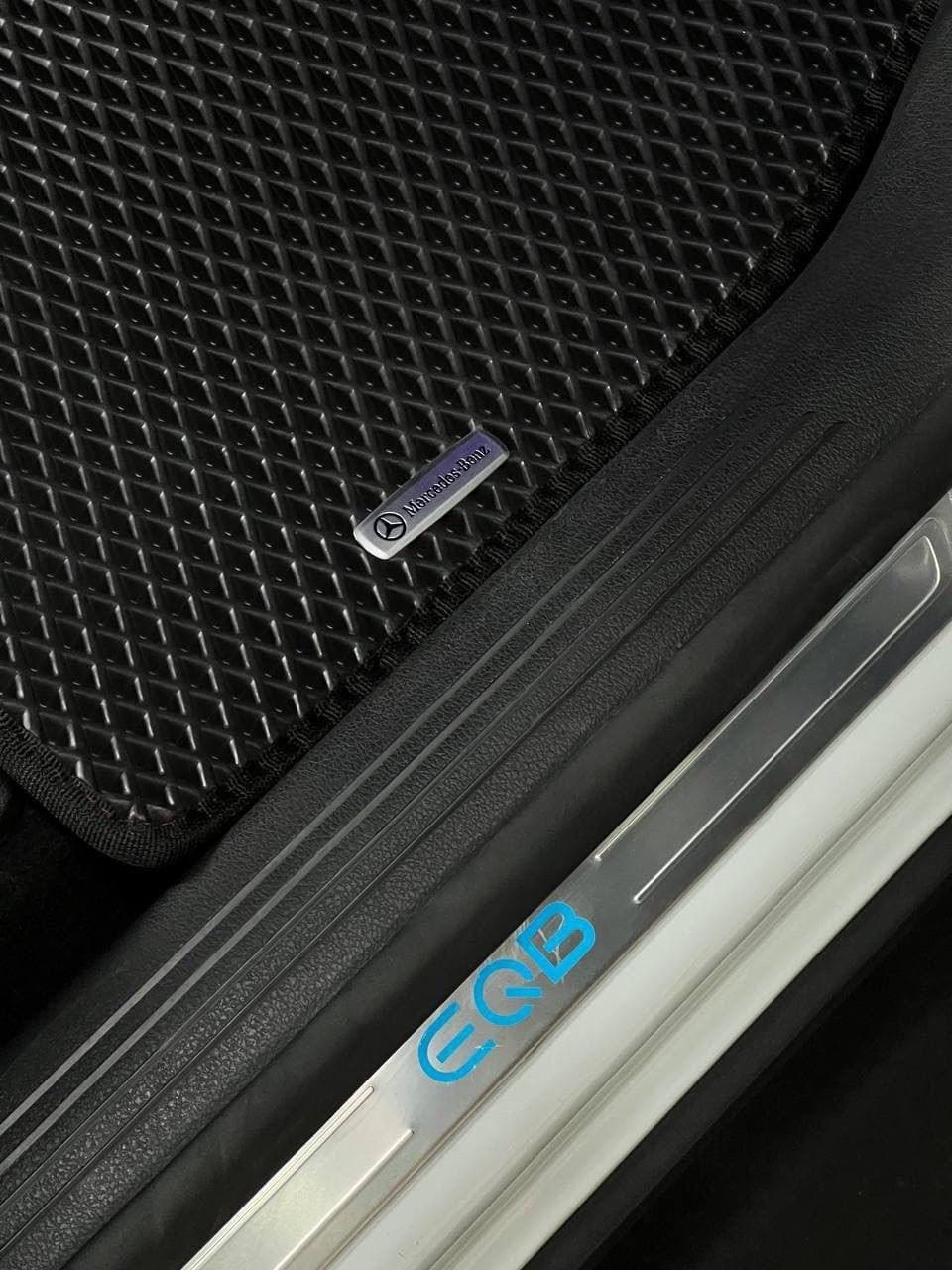 MERSEDEC EQB